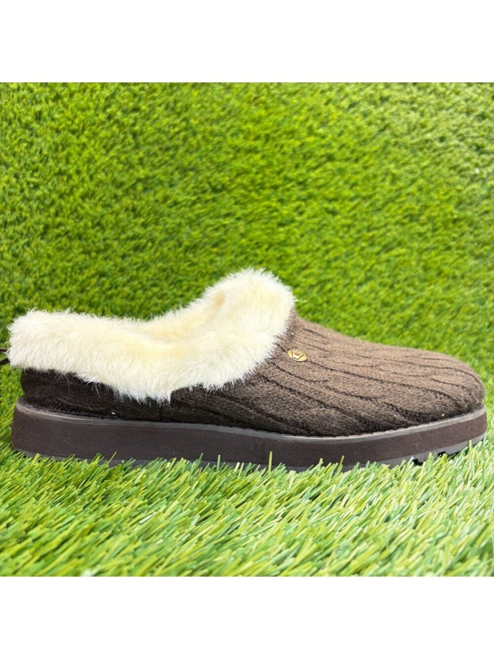 Skechers BOBS Keepsakes Ice Angel Womens Size 8 Brown Casual Slip On Slippers